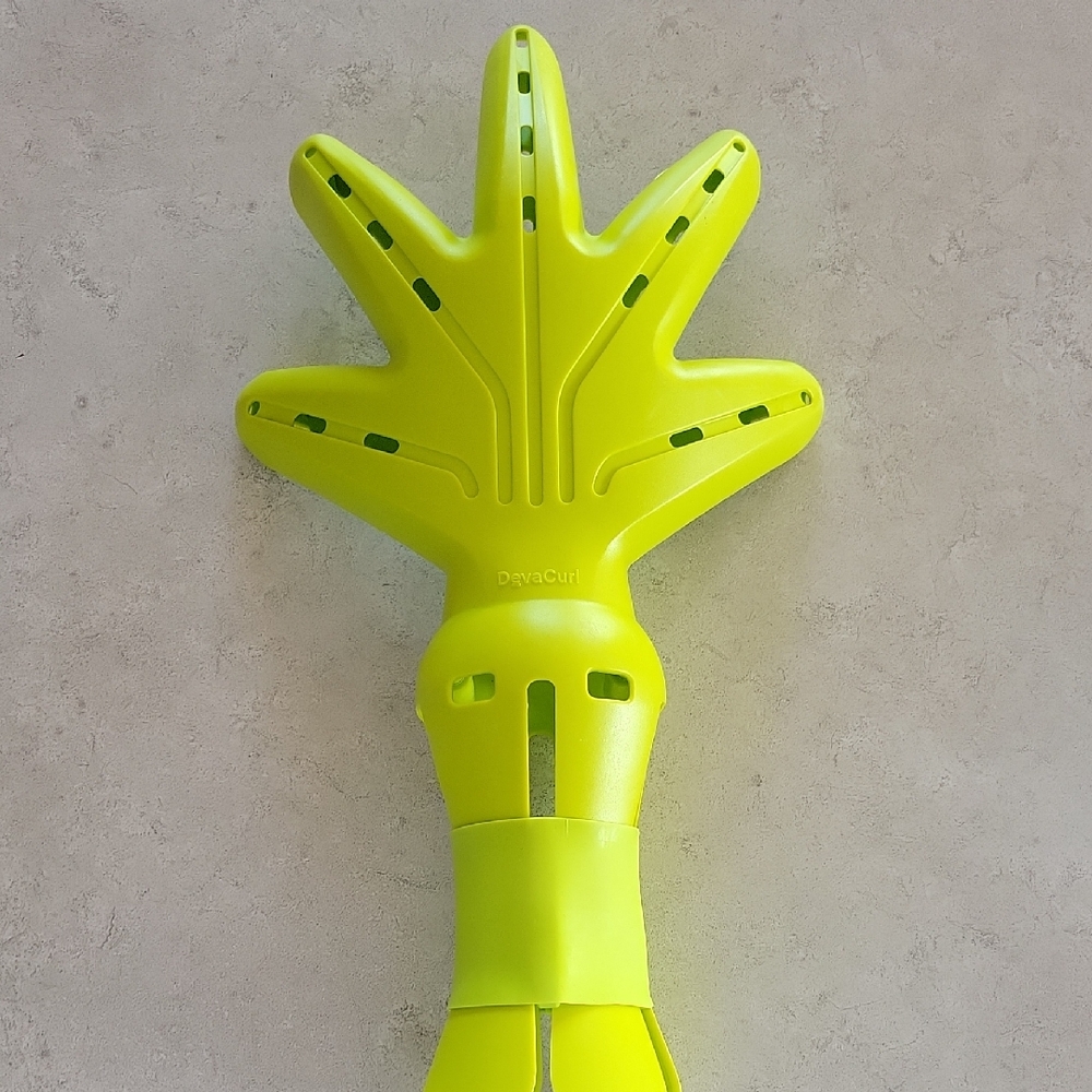 DevaCurl Neon Lime Curl Diffuser Attachment